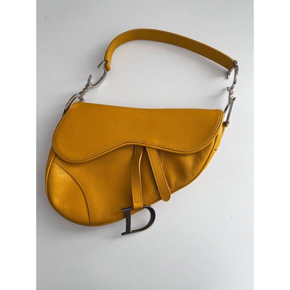 Dior mustard leather saddle bag - Picture 2 of 6